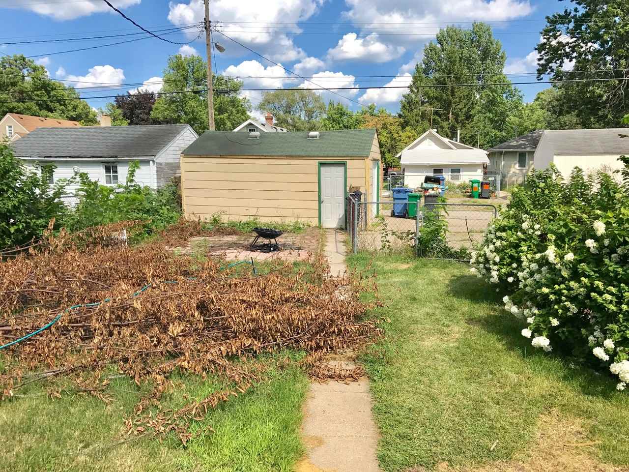 5545 43rd Avenue South - Photo 2 of 11