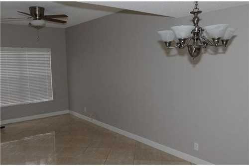 16721 Hemingway Dr - Photo 2 of 7