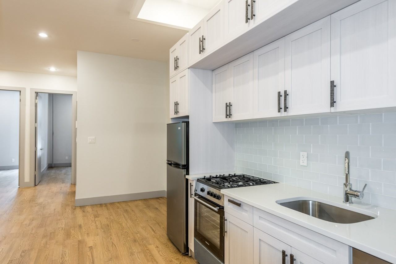 227 Hancock Street #30HW