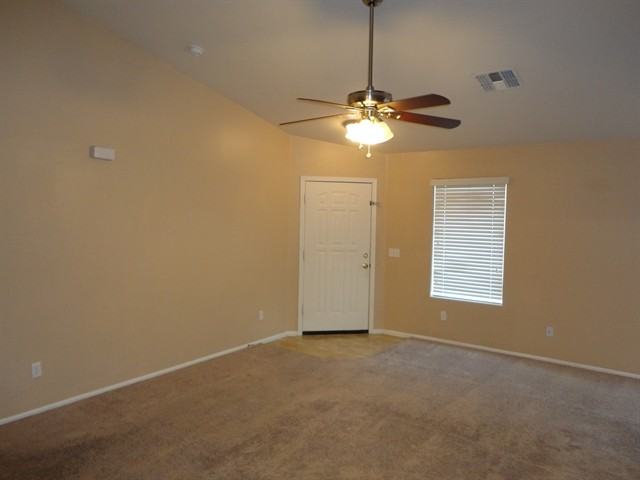 509 E Daniella Dr - Photo 2 of 15