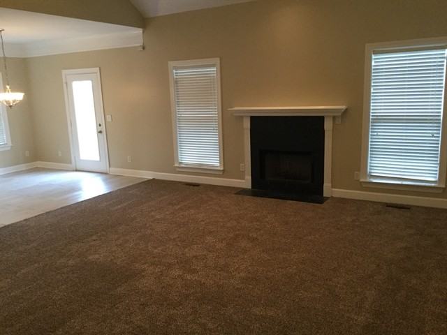 116 Lake Point Ct - Photo 3 of 14