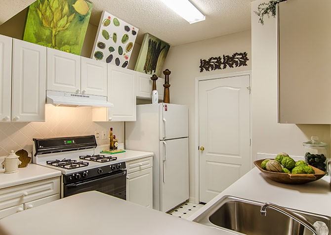 Post Gardens - Photo 3 of 16