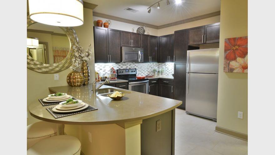 Gables Emory Point - Photo 2 of 15