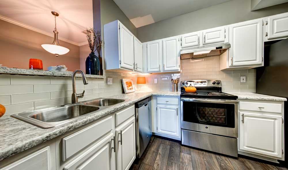 Marq at Brookhaven - Photo 3 of 12