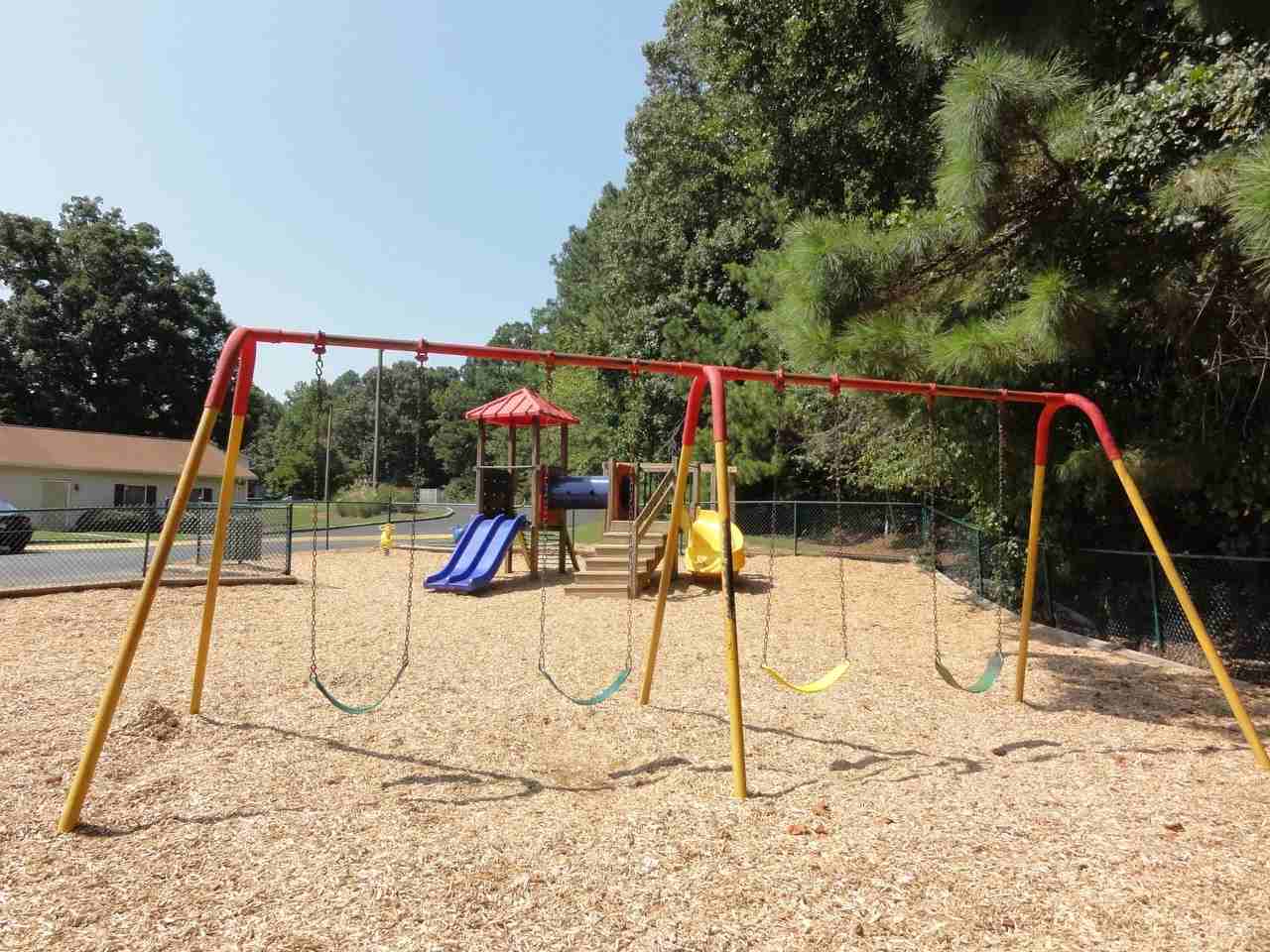 Country Squire - Photo 2 of 16