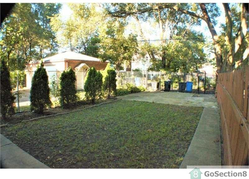 8435 S Muskegon Ave #1stFL - Photo 3 of 3