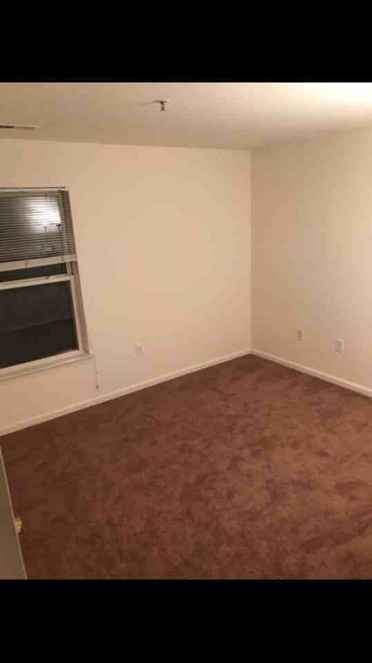 600 Poplar Forest Road - Photo 2 of 3
