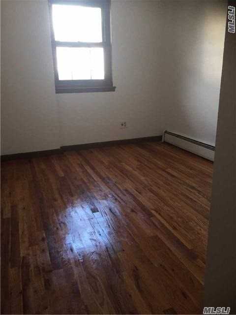 57-26 Xenia St - Photo 3 of 11