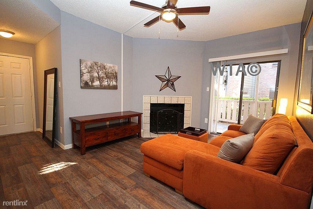 Research Blvd. and Balcones Club Apartments in Northwest Austin