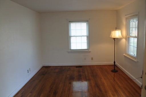 3429 Wellington St - Photo 3 of 11