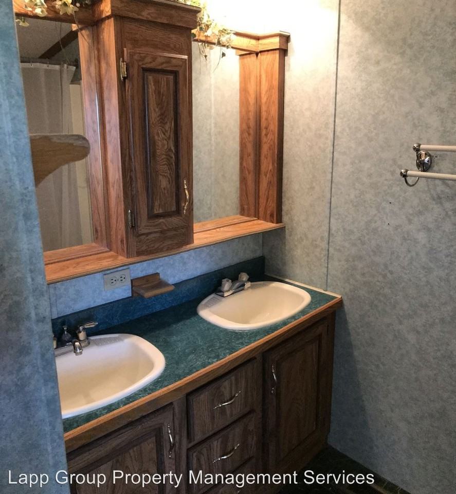 651 Shannon Corners Rd - Photo 3 of 9