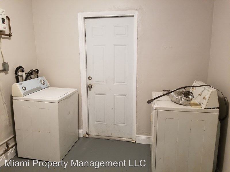 141 NE 214th St - Photo 2 of 20