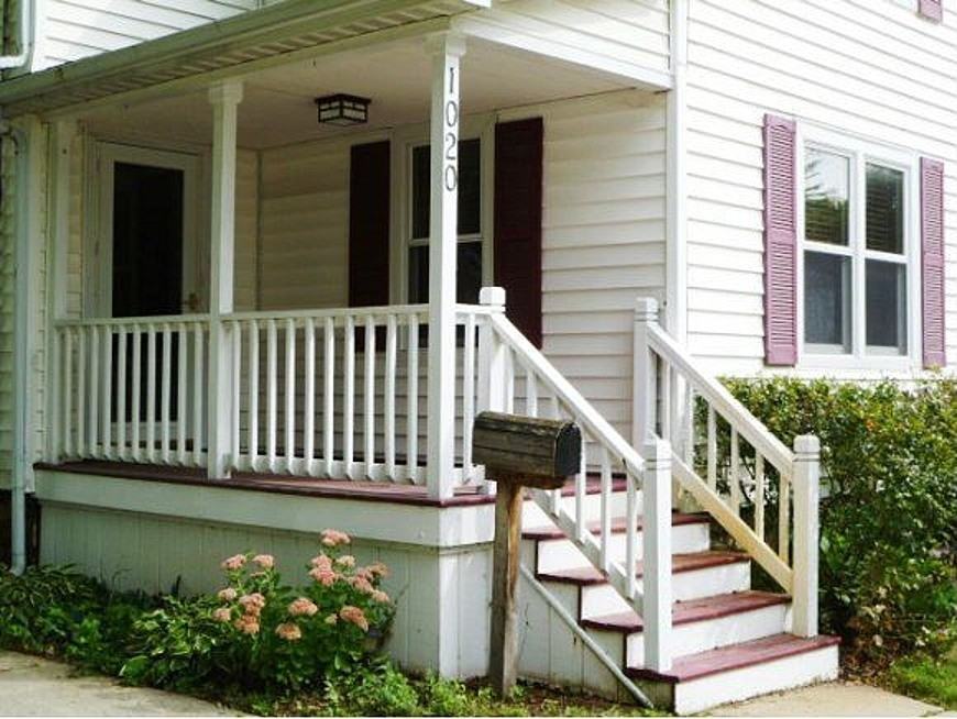 1020 W 5th St - Photo 2 of 23