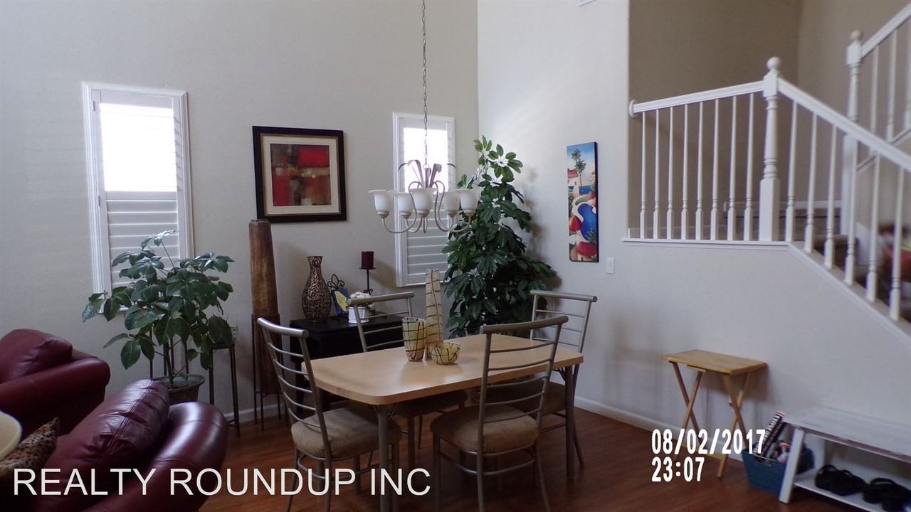 9833 Pipit Way - Photo 3 of 26