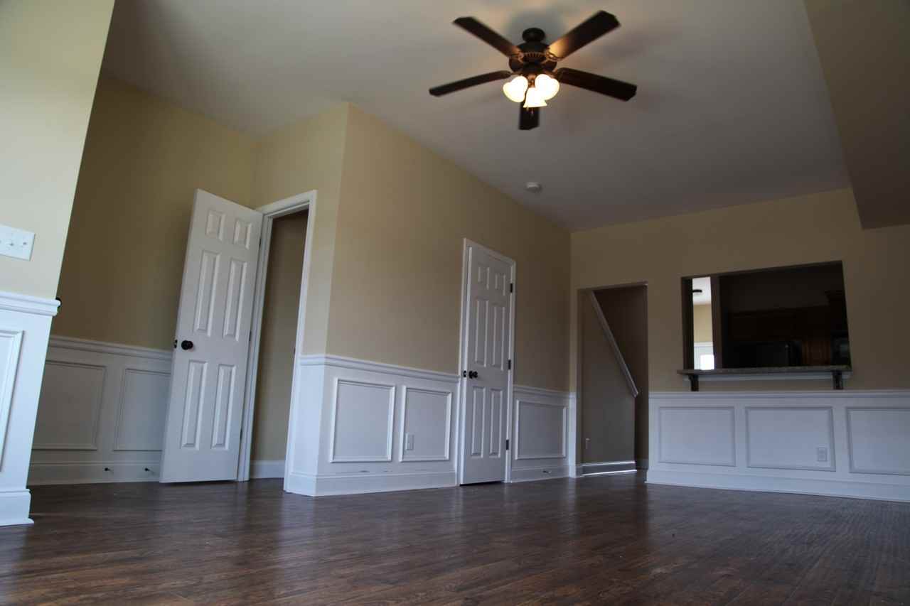 140 Reserve Ln - Photo 2 of 8