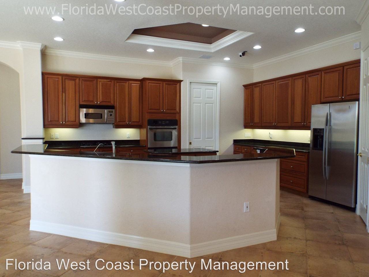 805 Maritime Ct - Photo 3 of 39