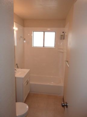 5524 Indiana Dr - Photo 3 of 9