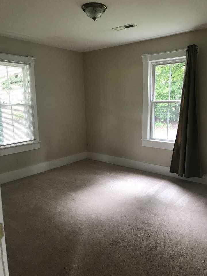 5198 Sumerduck Rd - Photo 3 of 20