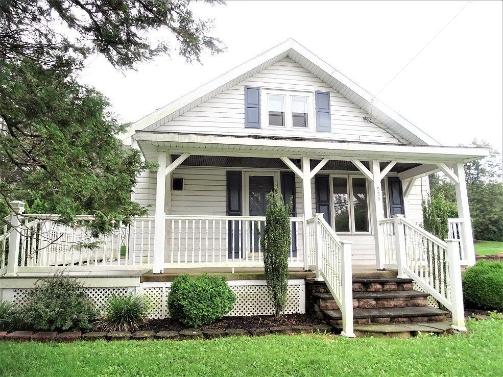 925 Greenville Rd - Photo 2 of 21