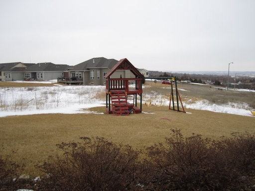 3547 Everett Dr - Photo 3 of 22