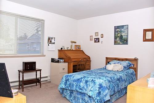 2220 Noble Court SE #A - Photo 6 of 25