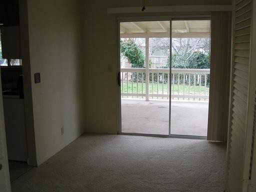 19597 Freshwater Dr - Photo 3 of 12