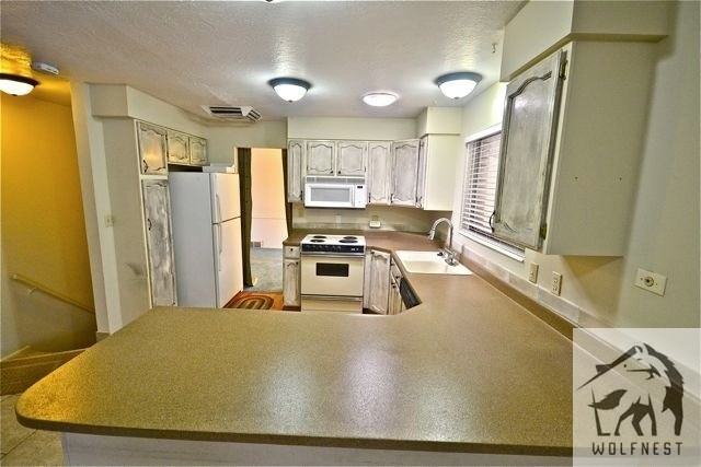 1641 W 11400 S - Photo 3 of 34