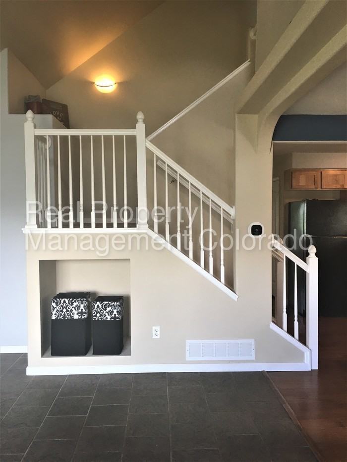 3715 Elgin Pl - Photo 3 of 20