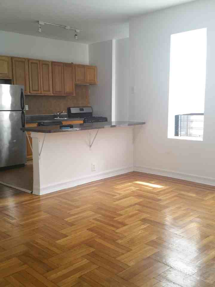 1087 Carroll Street #b5