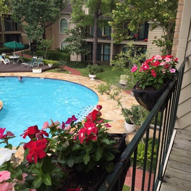 Eagle Hollow - Photo 3 of 6