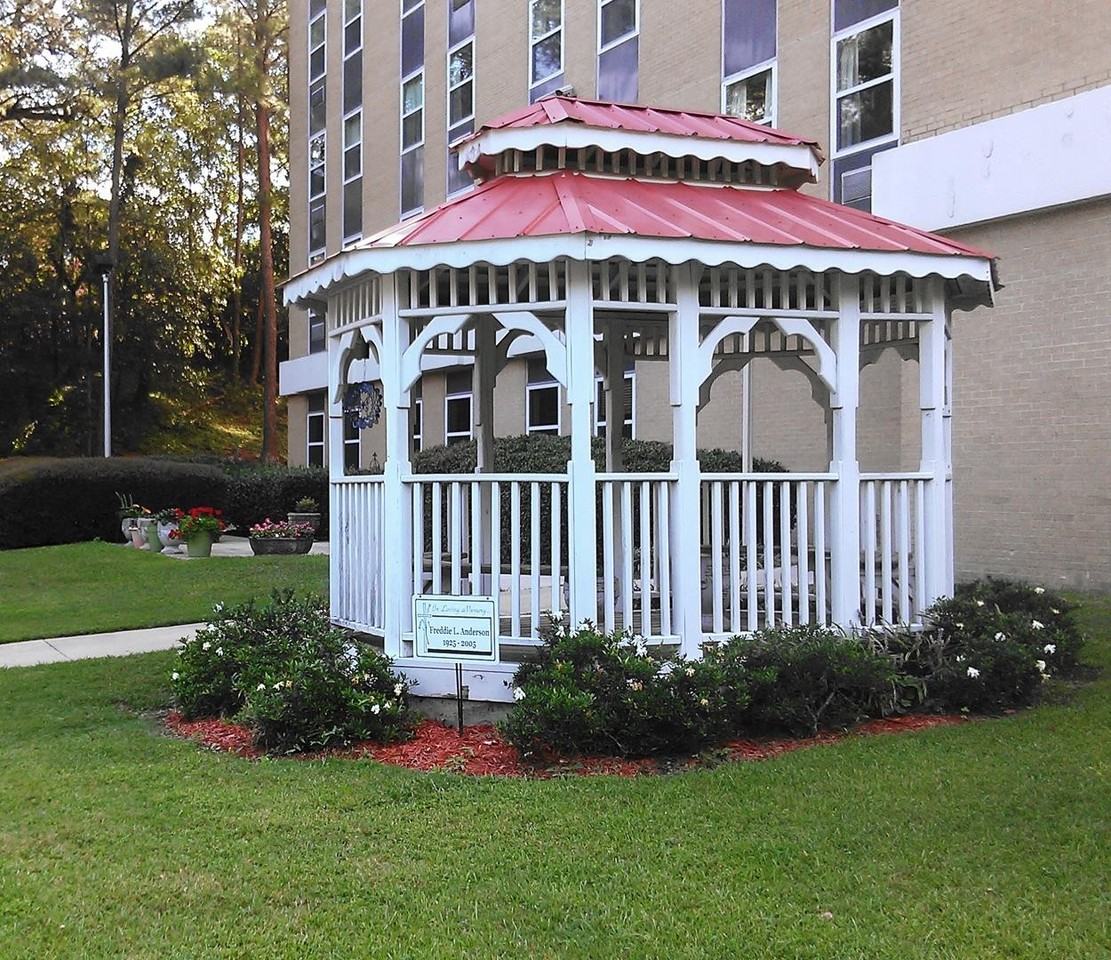 Vineville Christian Towers 62+ - Photo 3 of 6