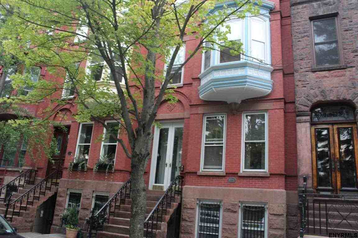 445 State St - Photo 3 of 18