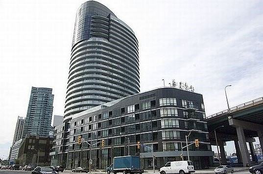 38 Dan Leckie Way #2201