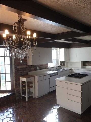 11 Saintfield Avenue - Photo 2 of 10