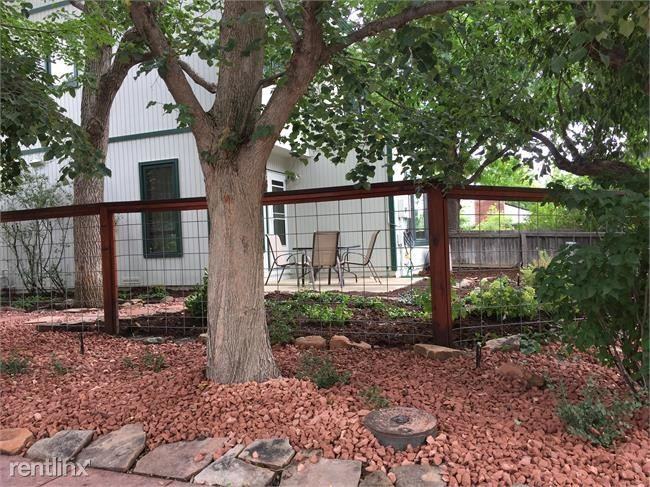 786 Cottage Ln - Photo 3 of 12