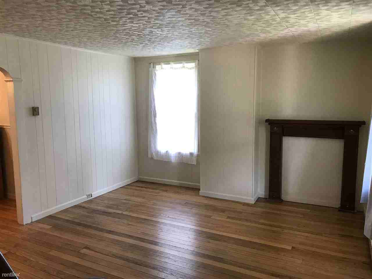 7 West End Ave - Photo 2 of 8