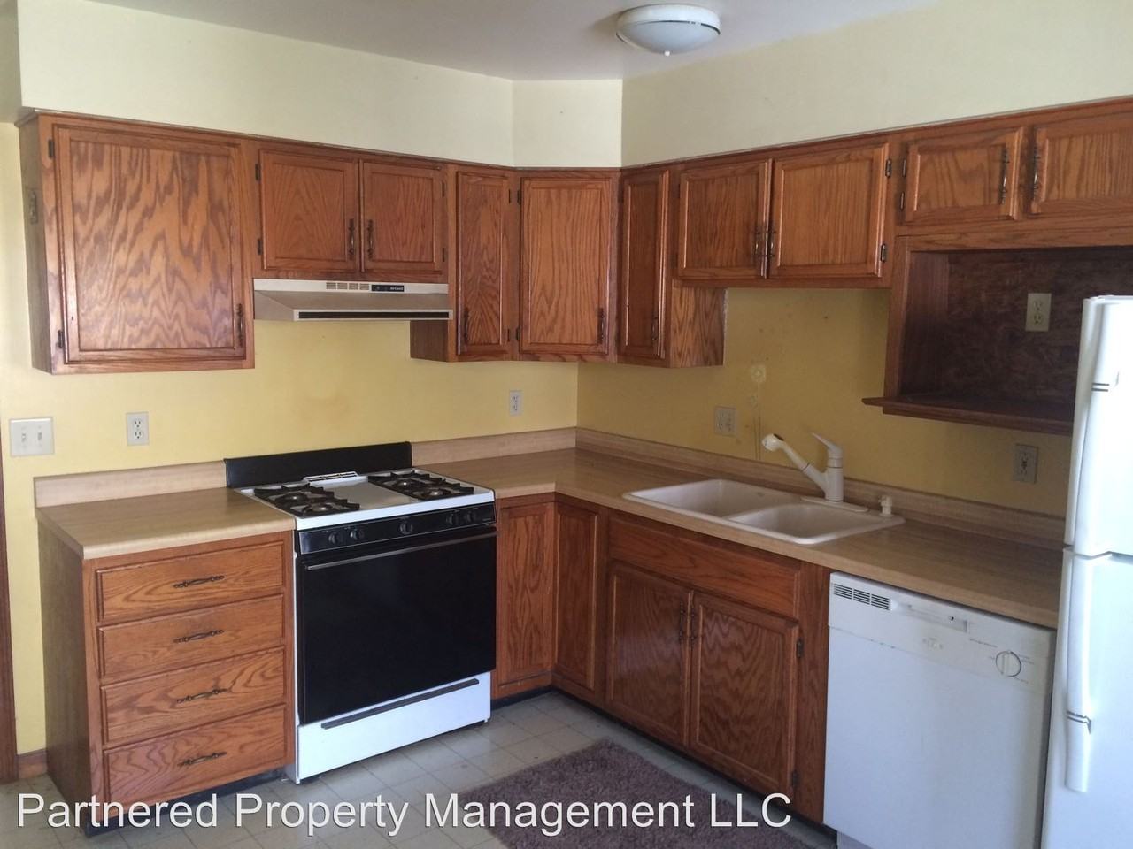 64-70 Ensley Dr - Photo 2 of 5