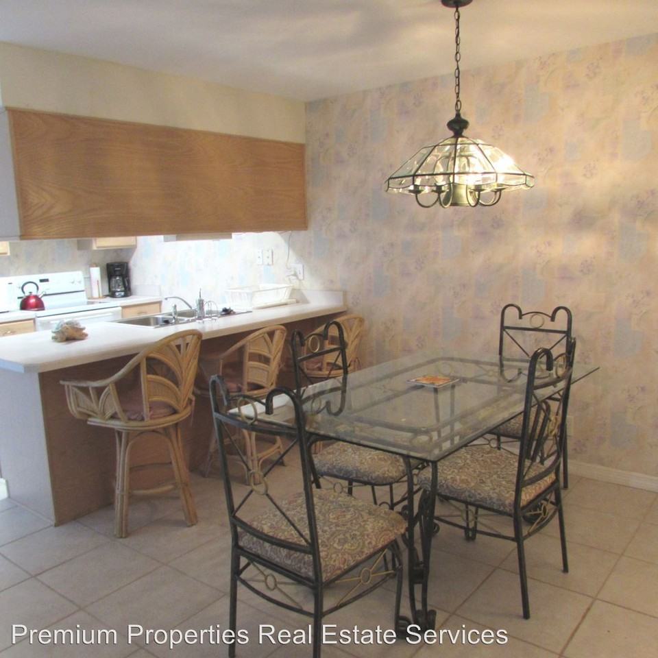 3272 Sand Ct - Photo 3 of 12