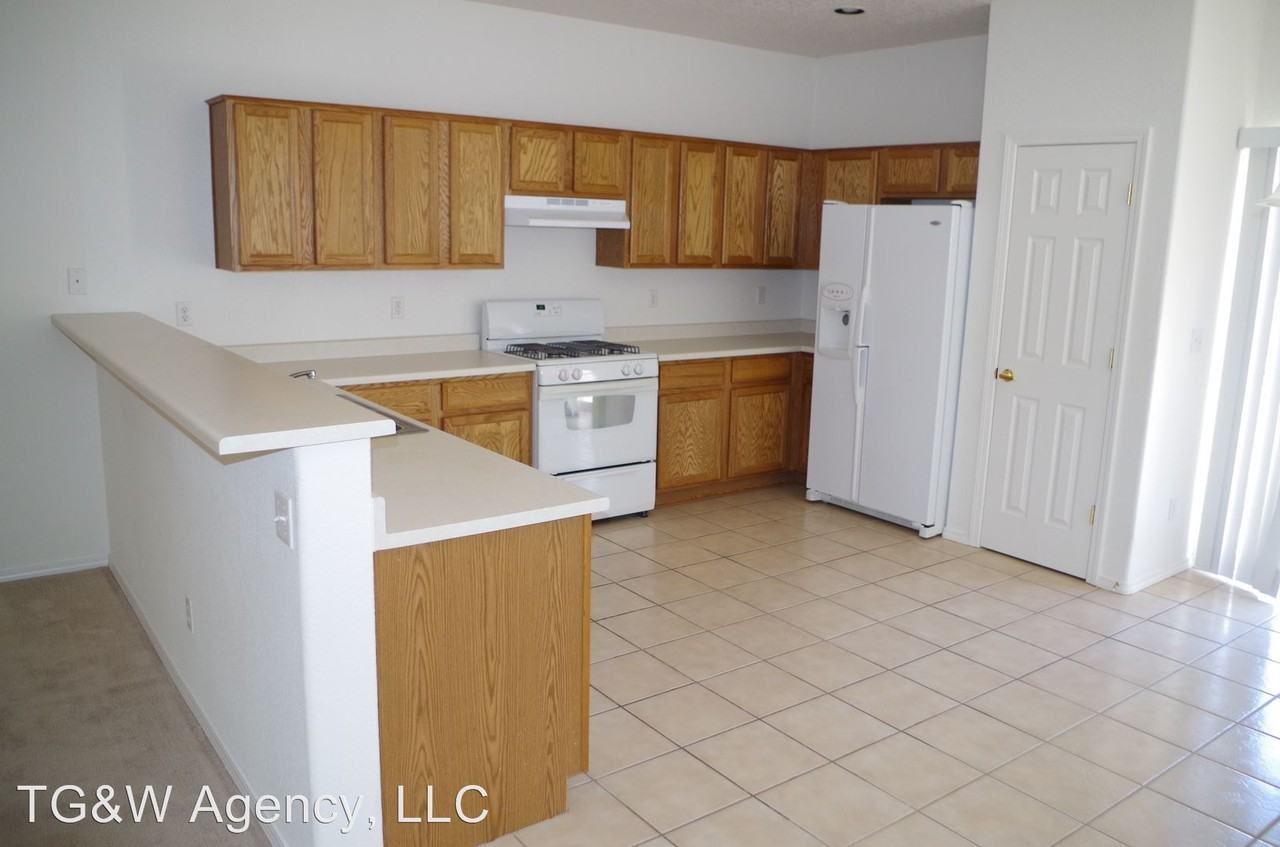 1109 Makian Pl NW - Photo 2 of 22