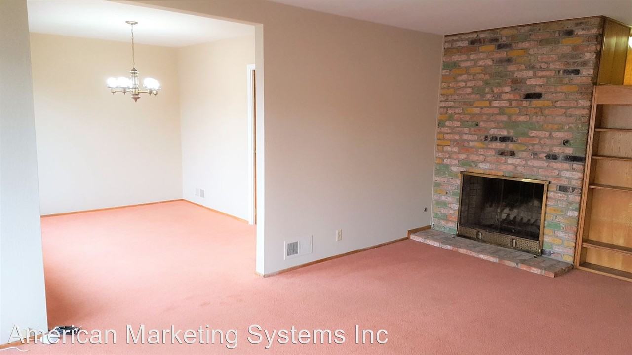 348 St Francis Blvd - Photo 2 of 17