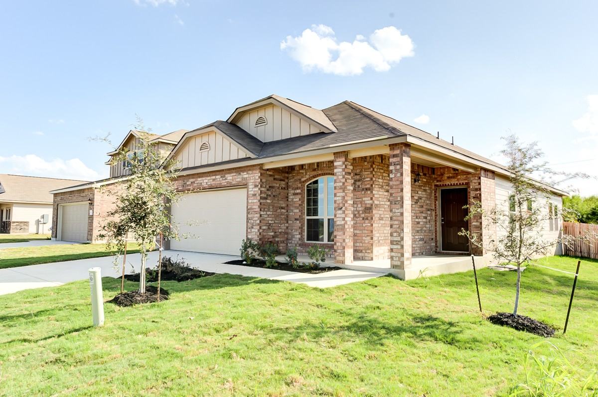 3607 Azalea St - Photo 2 of 28