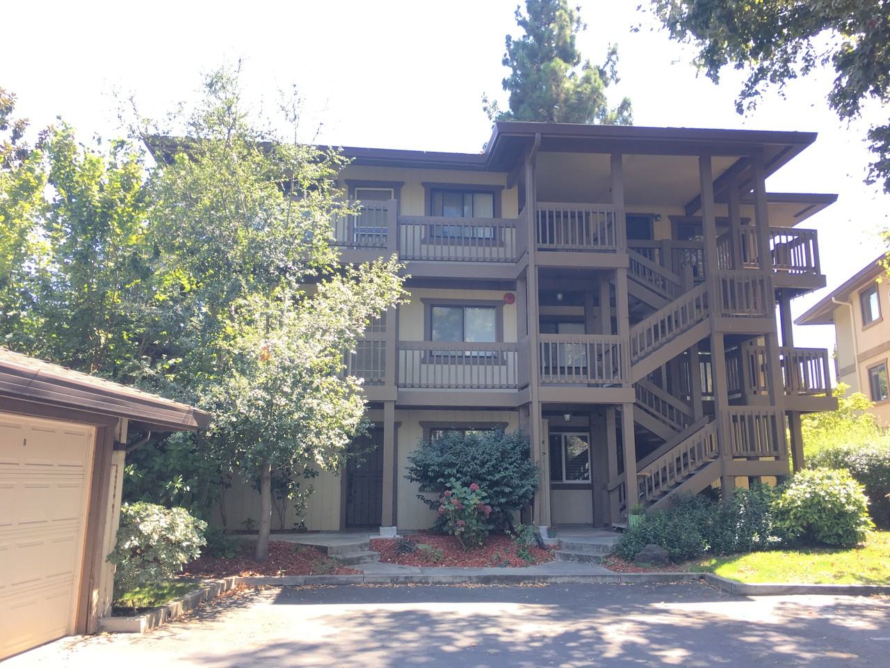 964 Apricot Ave - Photo 2 of 17