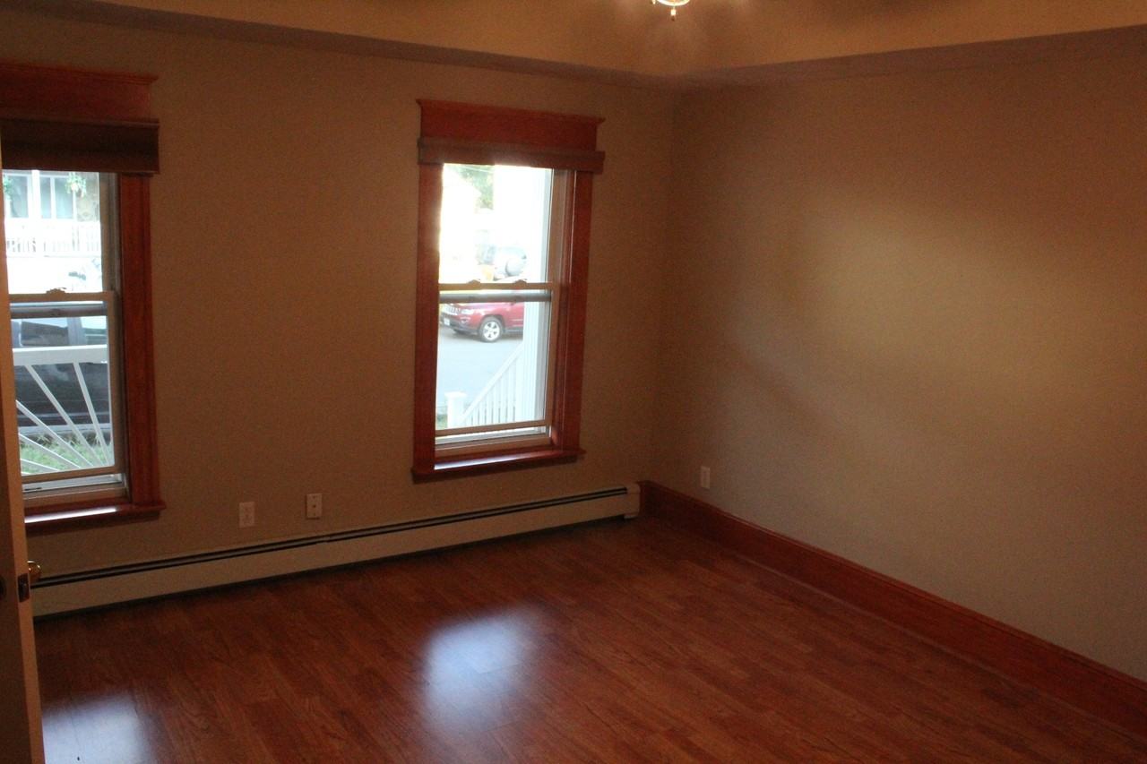 17 Clifton St 1 - Photo 3 of 15