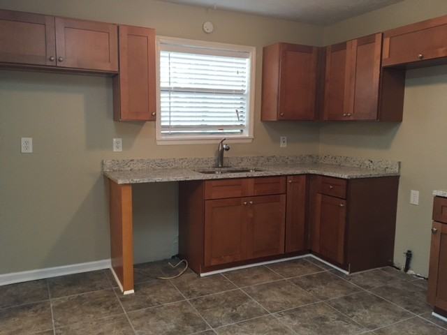 3668 Willow Wood Way NW - Photo 3 of 16