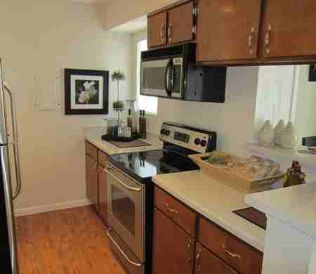 Woodstone Manor - Photo 2 of 4