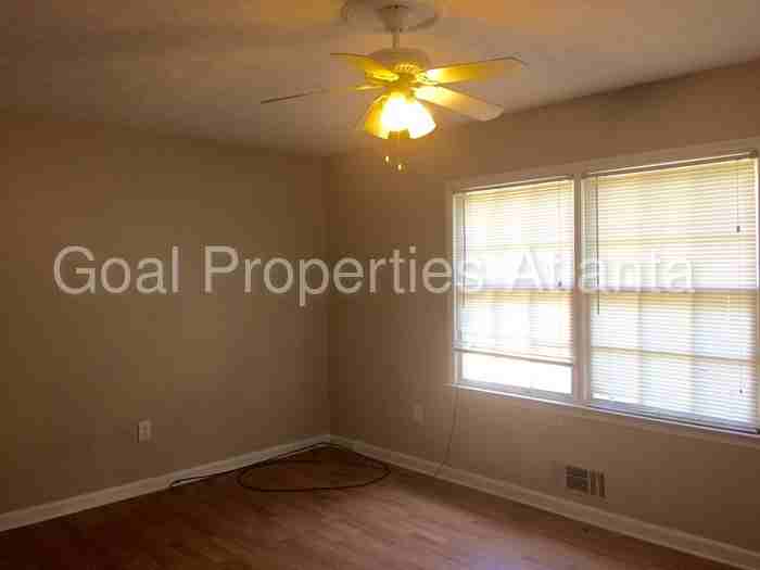 1811 Wendell Way - Photo 2 of 20