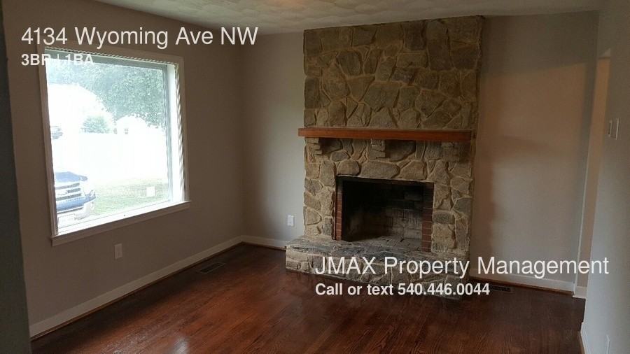 4134 Wyoming Ave NW - Photo 2 of 6