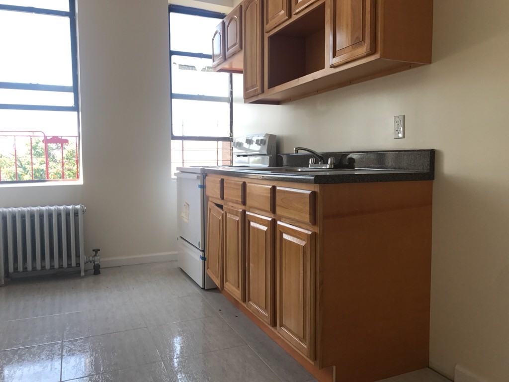 553 Hinsdale Street #a6