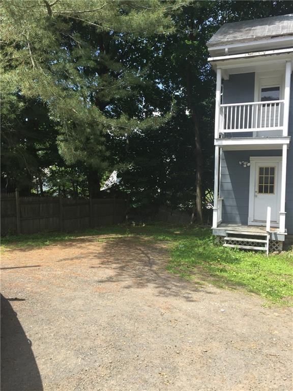 124 Cottage St - Photo 3 of 14