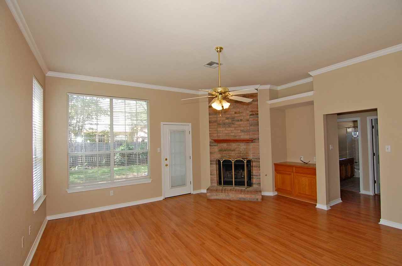 117 Benchmark St - Photo 3 of 23